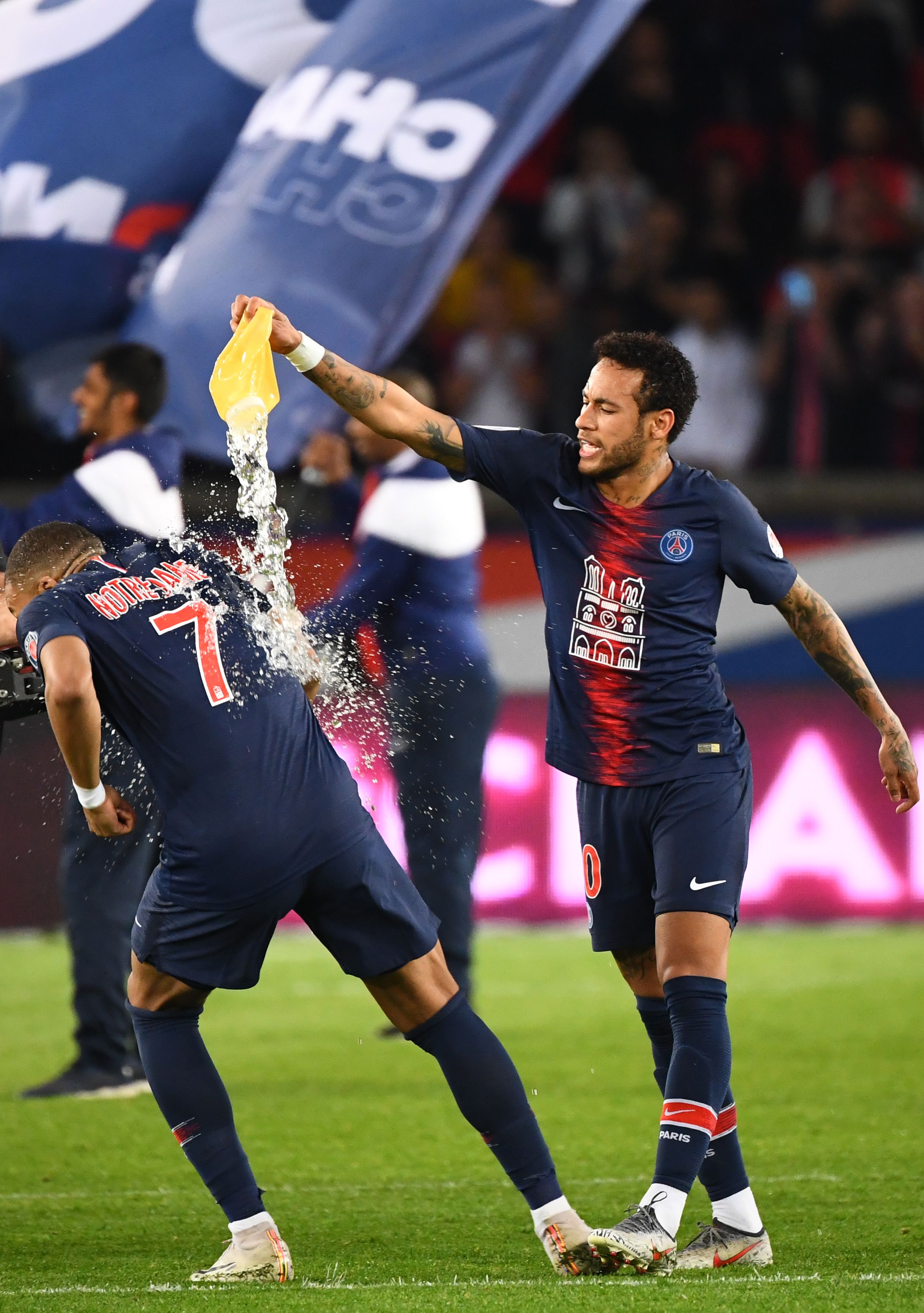 NBA每日最佳：约基奇40分完成大逆转，西卡带队取客场首胜