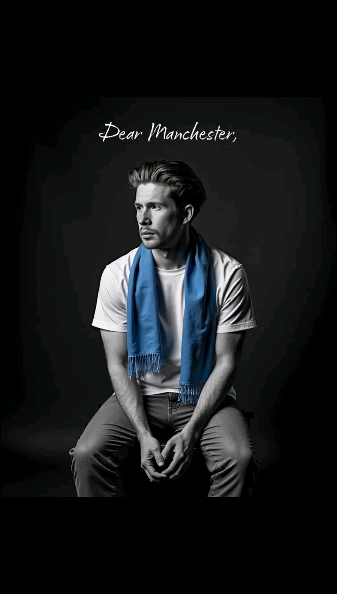 重庆两江新区十联屏打出多个宣传语，庆祝重庆铜梁龙冲超成功