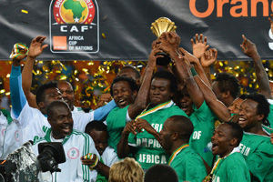 美职联战报：梅西造3球，迈阿密国际3-1温哥华首夺总冠军