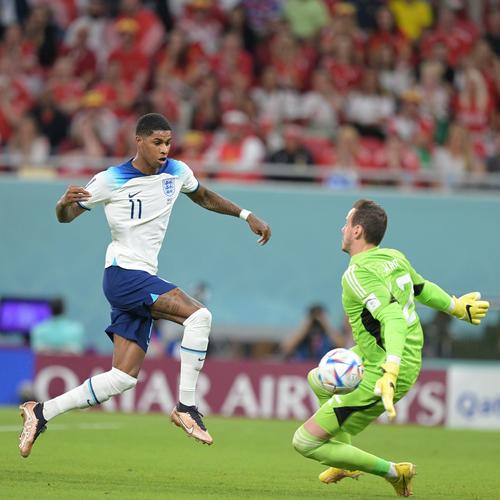 记者：国米正在关注阿克，曼城要价3500万欧元