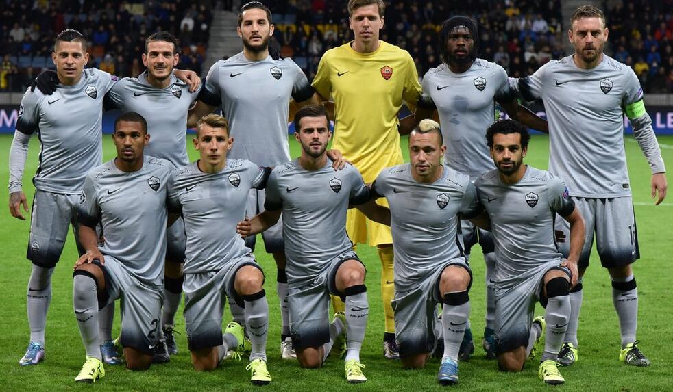 索默：我会弹吉他和钢琴；退役后我应该不当教练，压力太大了