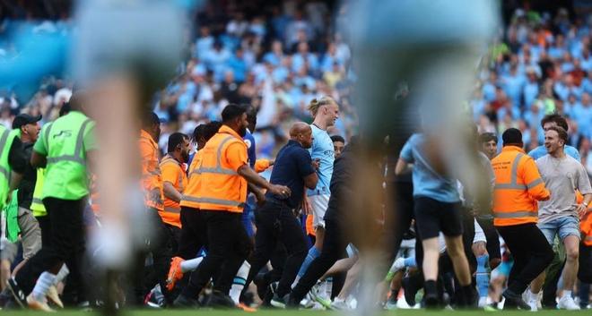 全市场：尤文对穆阿尼回归持乐观态度，但巴黎对谈判拖延不满