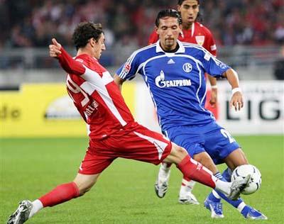 意甲：米兰1-0险胜罗马