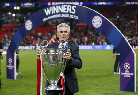 来看中国女足的比赛遇到了前男足主教练扬科维奇