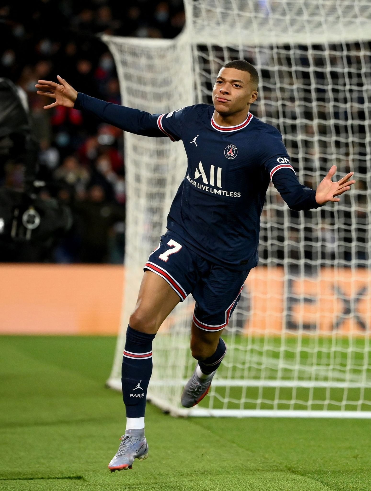 客战海港破门，林加德攻入个人亚冠首球