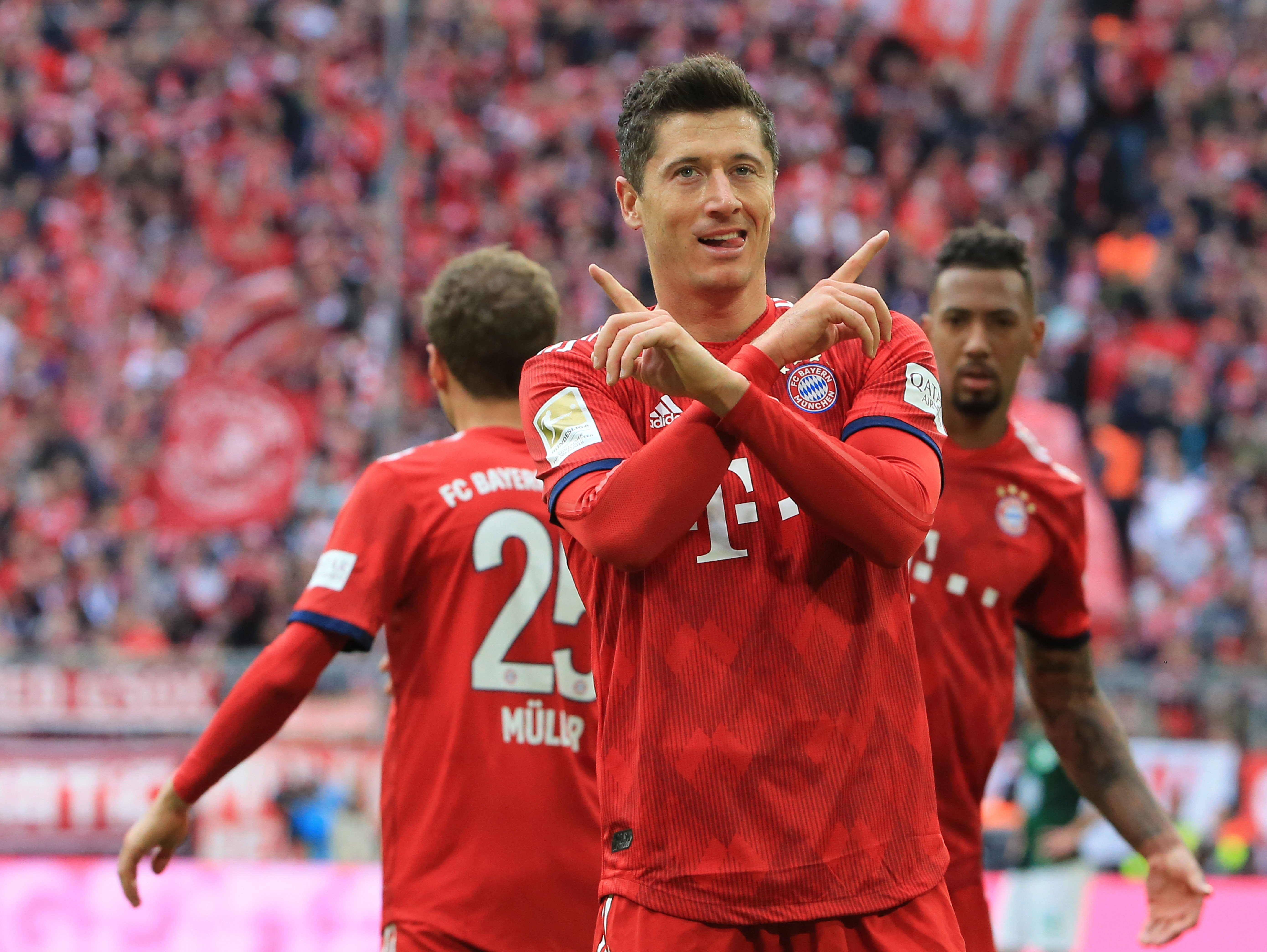 基米希欧冠100场比赛赢下71场，为所有球员最多（基米希欧冠100战拿下71胜，所有球员中最多）