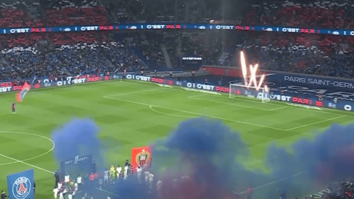 无解火力！拜仁成为德甲历史首支14轮打入50球的球队（拜仁火力全开：德甲史上首支14轮攻入50球的球队）