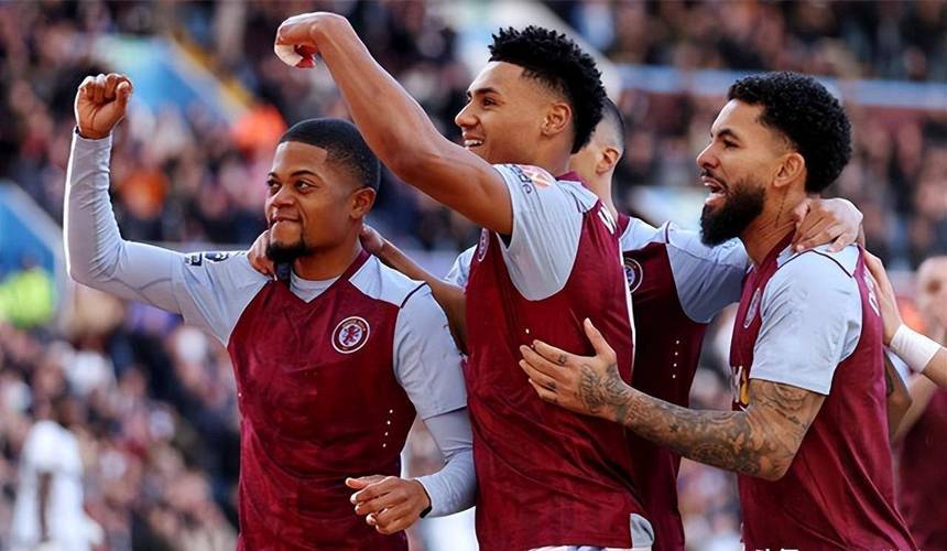 詹姆斯末节怒砍12分！雷迪克：他为湖人注入了强心剂