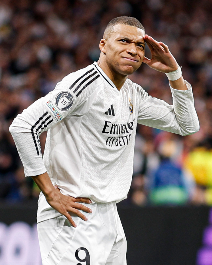 欧洲金靴最新排名：凯恩、哈兰德38分并列榜首，姆巴佩第二（欧洲金靴榜更新：哈兰德与凯恩同以38分领跑，姆巴佩位居次席）