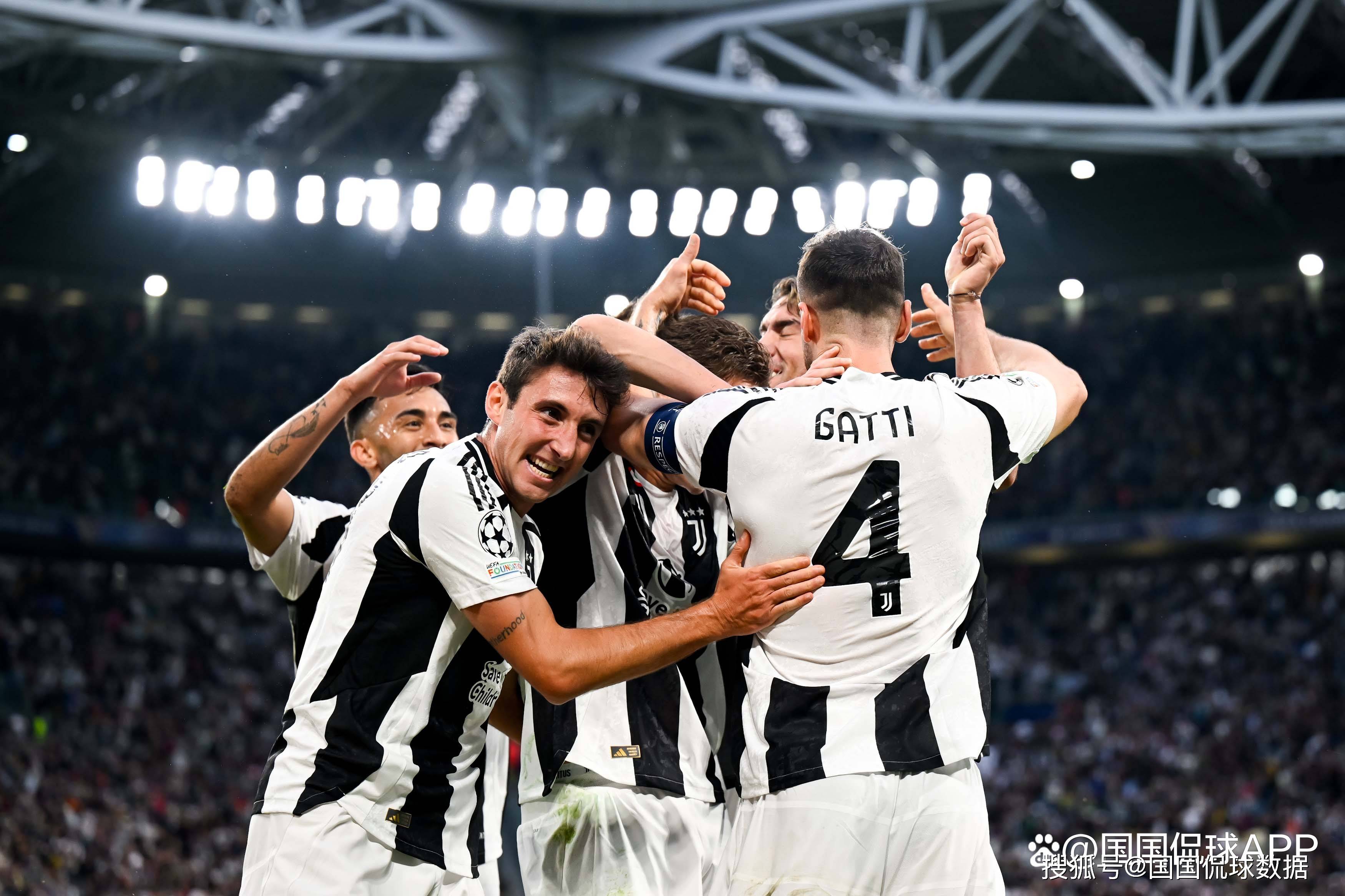 英媒：阿莫林变阵计划遭泄漏，曼联决心查明泄密源头（英媒称阿莫林变阵方案外泄，曼联誓言彻查泄密来源）